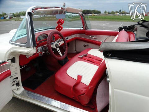 1956 Ford Thunderbird