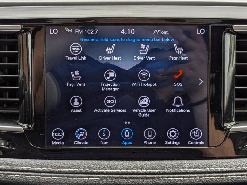 2020 Chrysler Pacifica Limited Red S