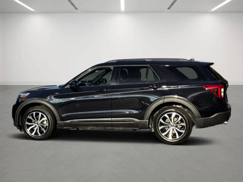 2024 Ford Explorer ST-Line