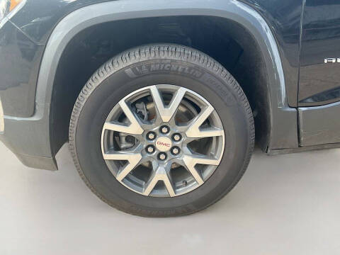 2022 GMC Acadia SLE