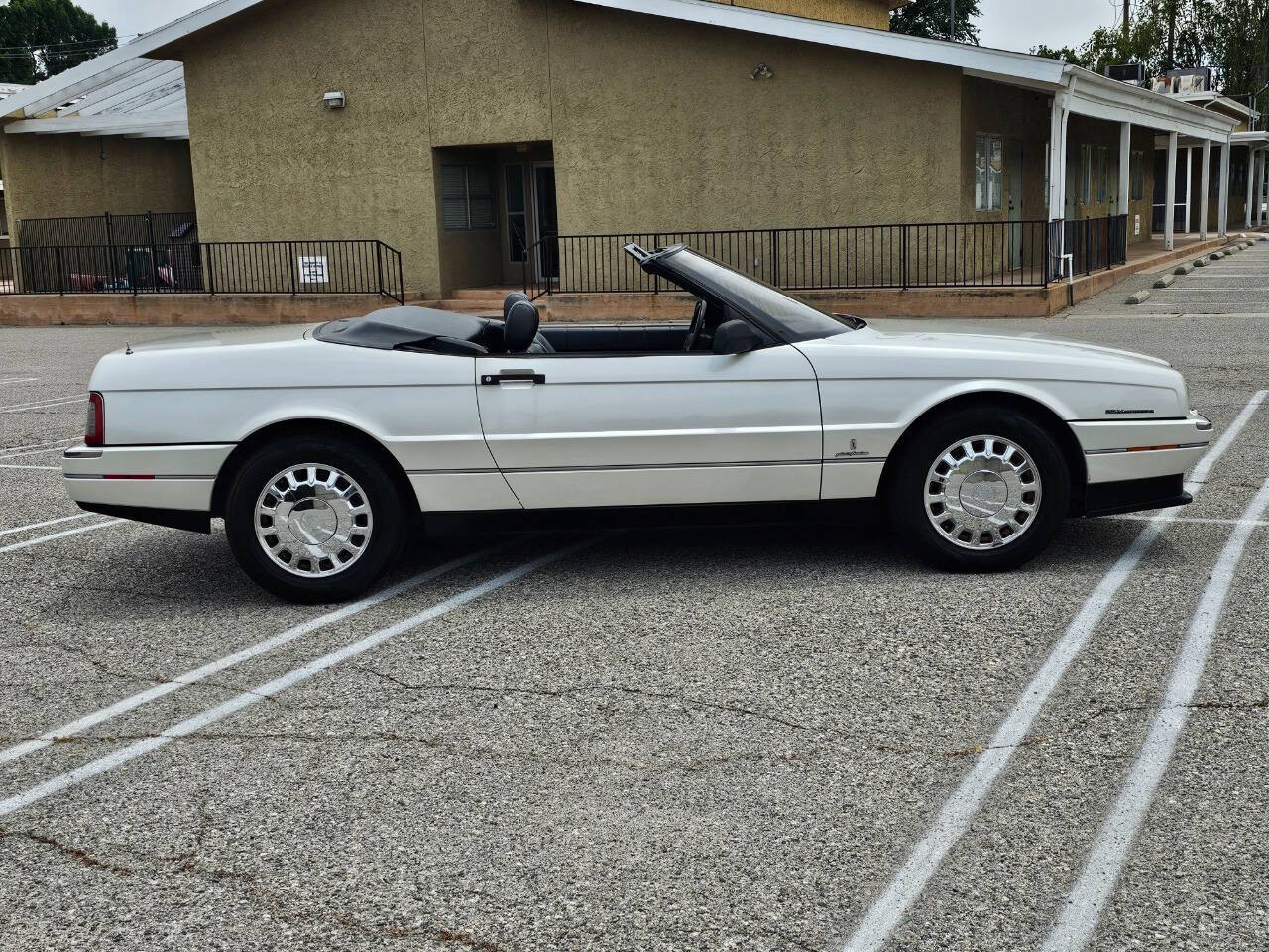1993 Cadillac Allante 7