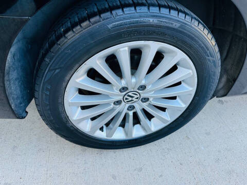 2016 Volkswagen Passat