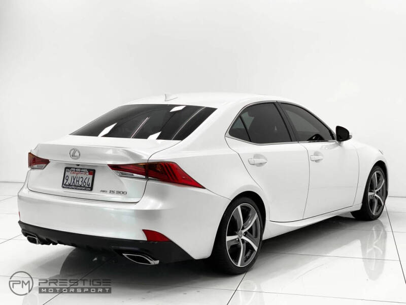 2017 Lexus IS 300