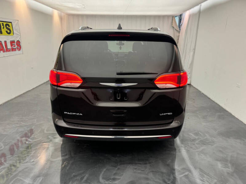 2018 Chrysler Pacifica Limited