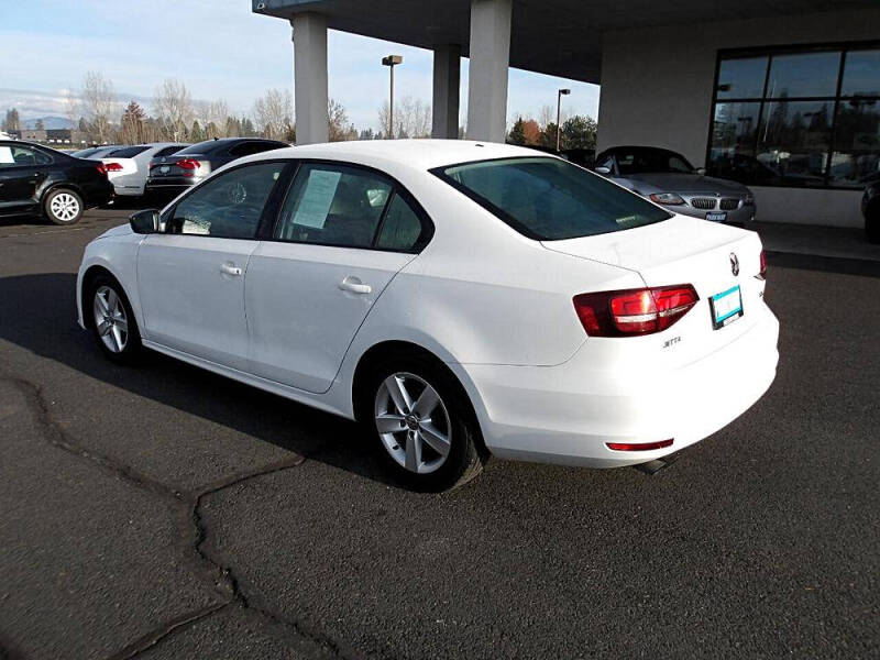 2016 Volkswagen Jetta