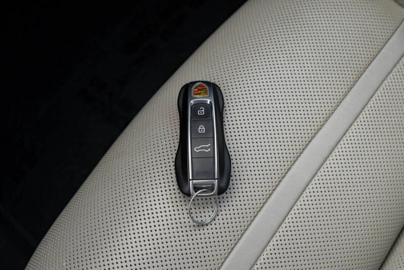 2019 Porsche Cayenne S