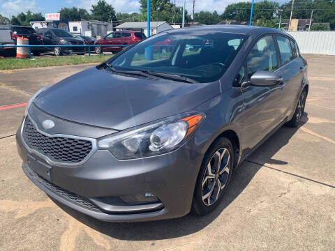 2016 Kia Forte5