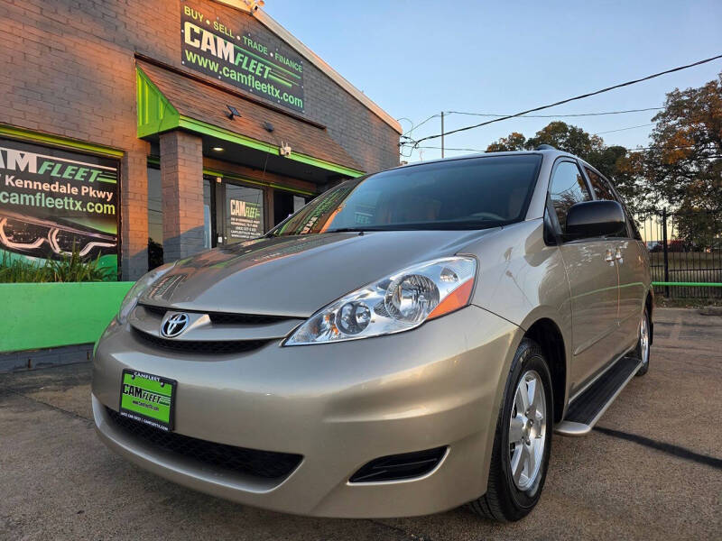 2009 Toyota Sienna LE 7-Passenger
