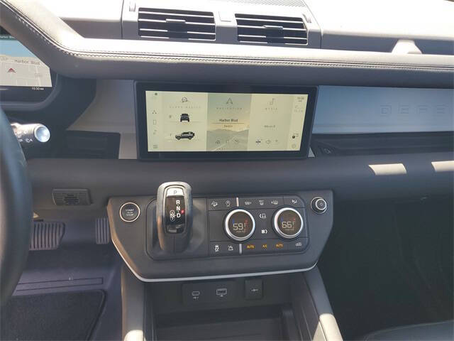 2024 Land Rover Defender 90 P300 S