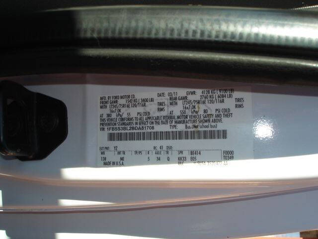 2011 Ford E-Series E-350 SD XLT