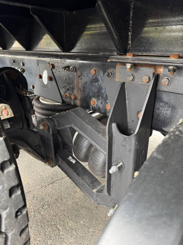 2021 Peterbilt 567