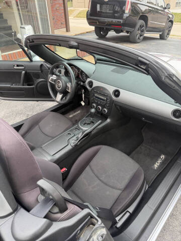 2010 Mazda MX-5 Miata Sport