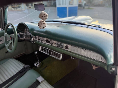 1957 Ford Thunderbird