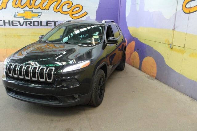 Used 2015 Jeep Cherokee Sport with VIN 1C4PJMCS8FW581236 for sale in Grand Ledge, MI