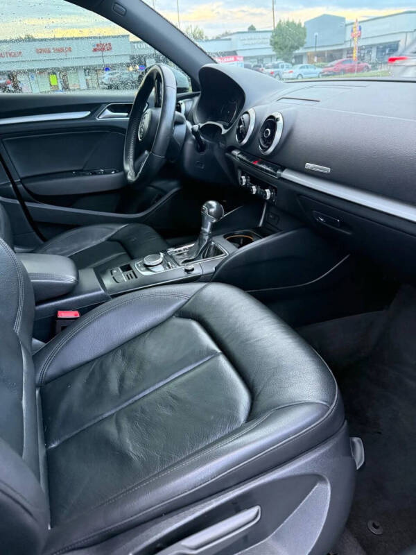 2019 Audi A3 Titanium 40 TFSI