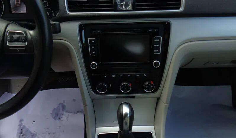 2013 Volkswagen Passat