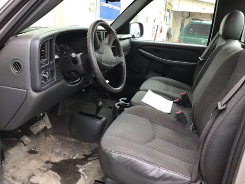 2005 Chevrolet Silverado 1500 Work Truck