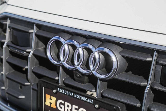 2023 Audi Q8 quattro Premium 55 TFSI