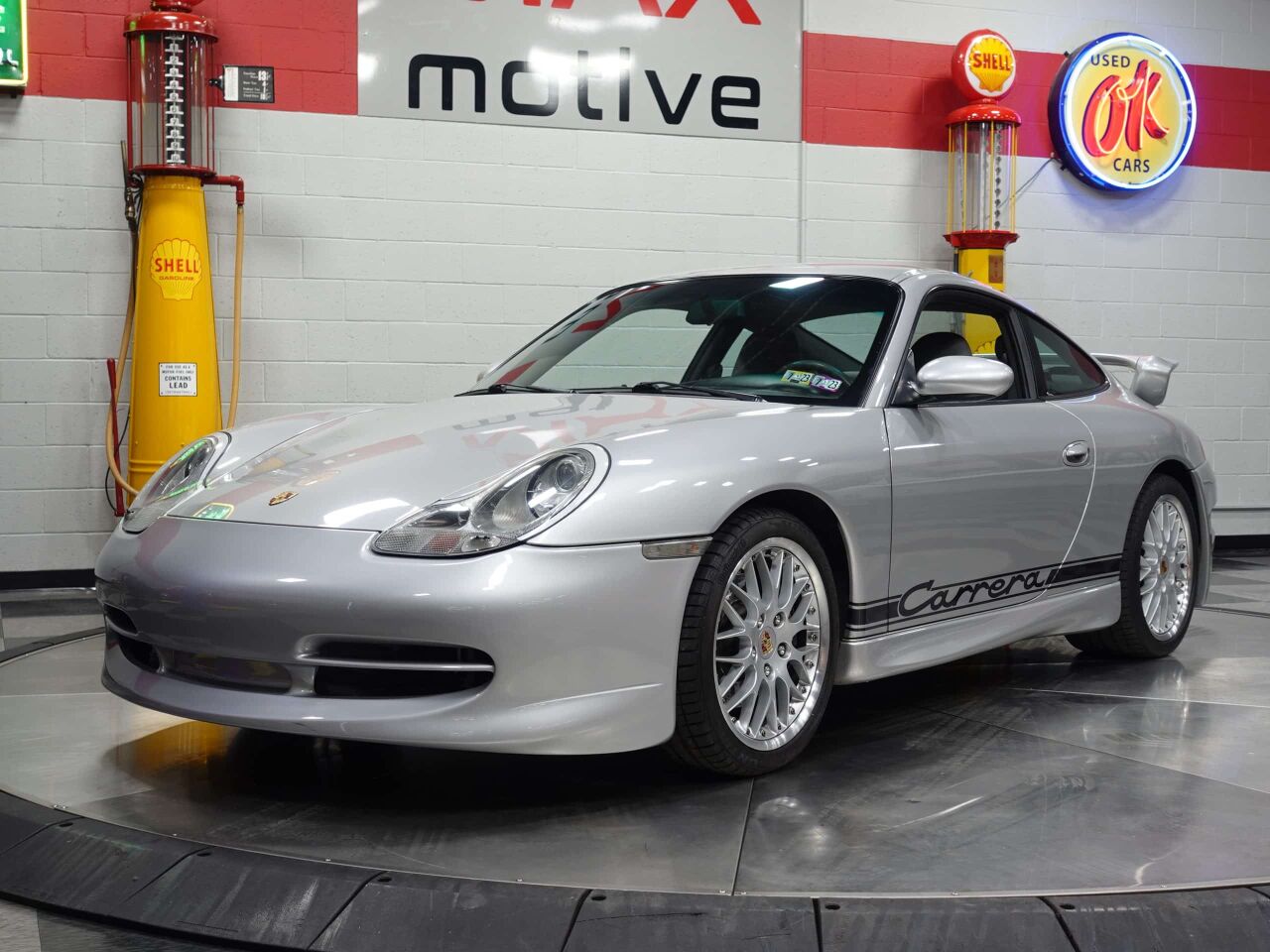 2001 Porsche 911 39