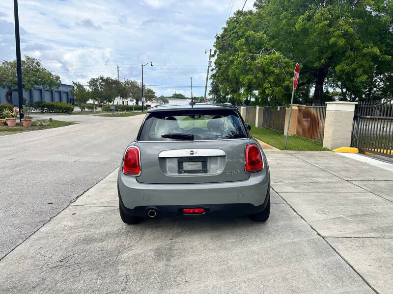 2015 MINI Hardtop 2 Door Cooper