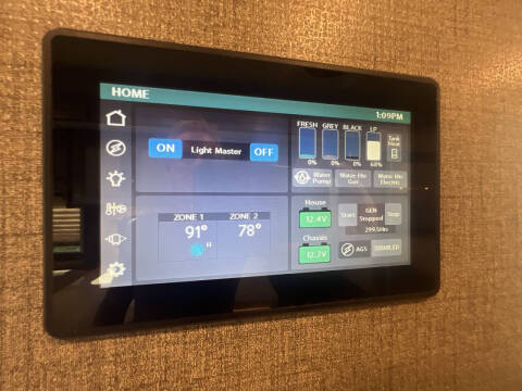 2021 Thor Motor Coach Hurricane