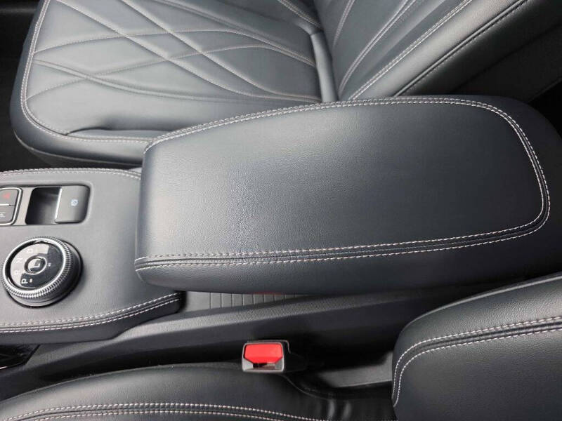 2021 Ford Mustang Mach-E Select