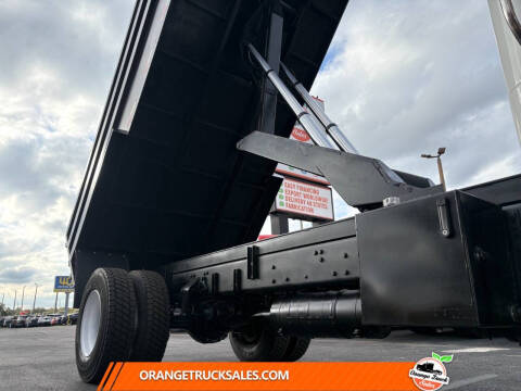 2015 Freightliner M2 106