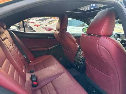 2017 Lexus IS 300
