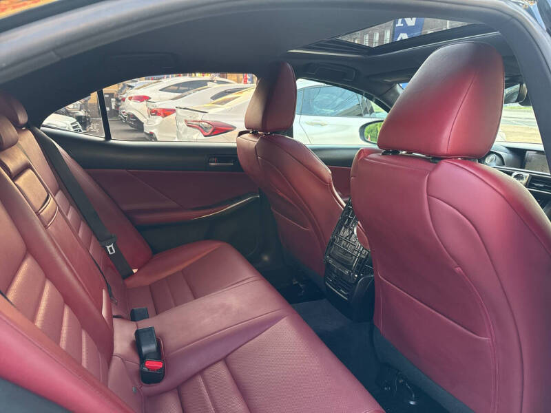 2017 Lexus IS 300