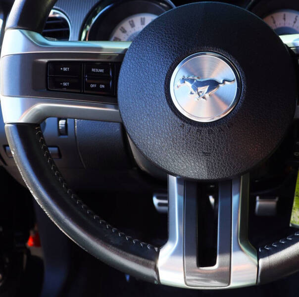 2011 Ford Mustang GT Premium