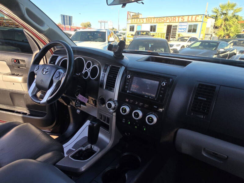 2016 Toyota Sequoia SR5