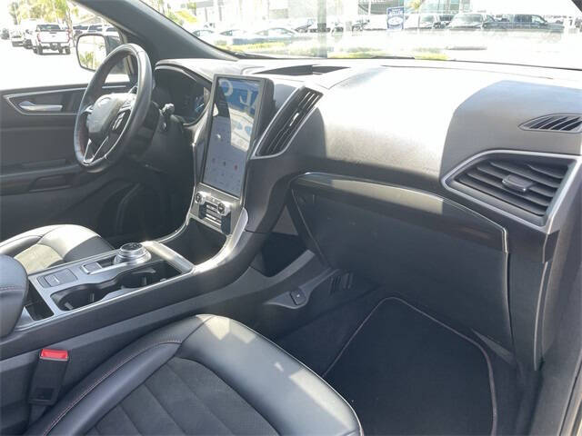 2024 Ford Edge ST-Line