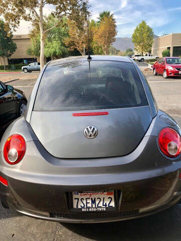 2008 Volkswagen New Beetle S