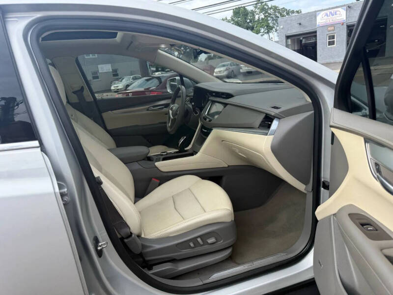 2020 Cadillac XT5 Premium Luxury