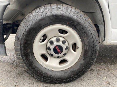 2024 GMC Savana 2500