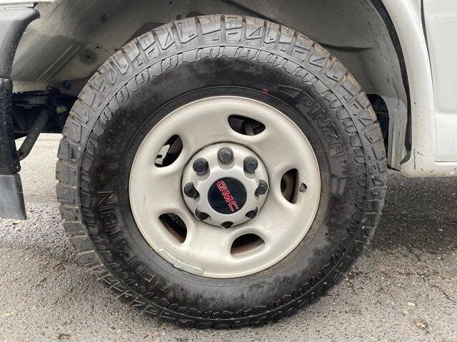 2024 GMC Savana 2500