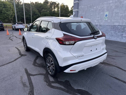 2023 Nissan Kicks SV