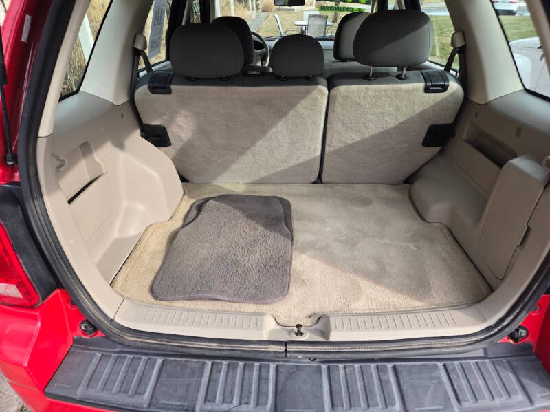 2009 Ford Escape XLS