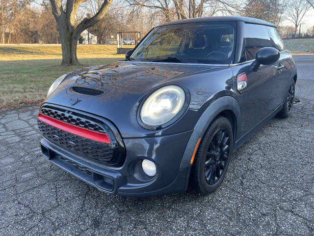 2015 MINI Cooper S's photo