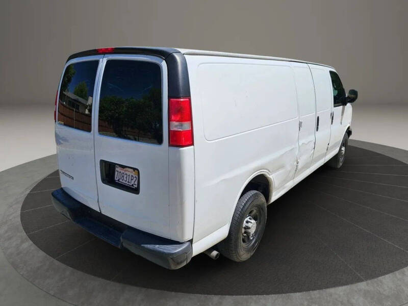 2018 Chevrolet Express 2500