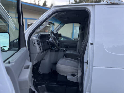 2010 Ford E-Series E-150