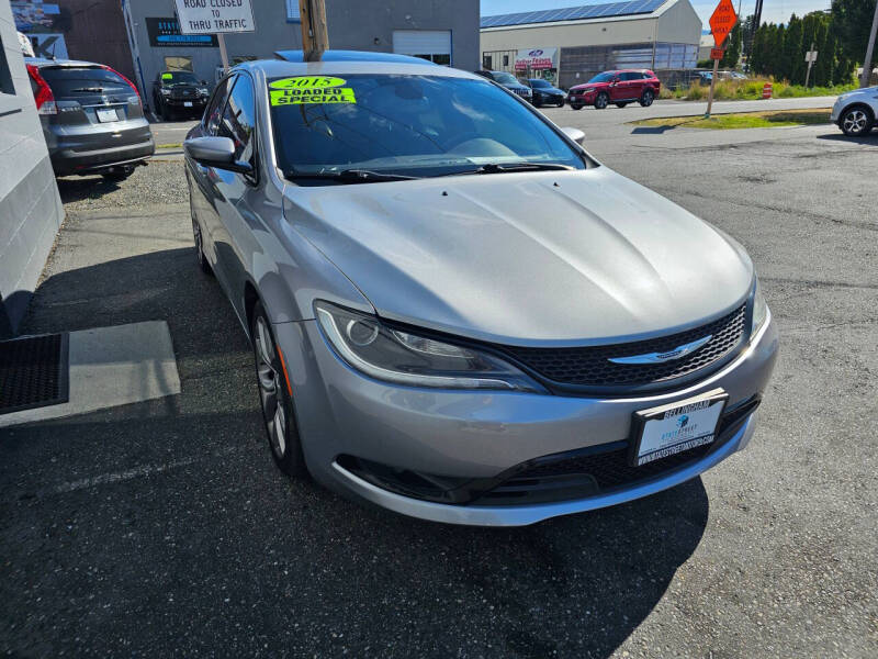 2015 Chrysler 200 S