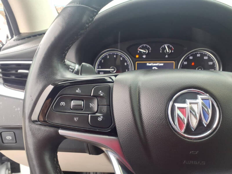 2023 Buick Enclave Essence