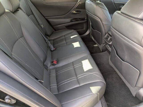 2022 Lexus ES 350 Ultra Luxury