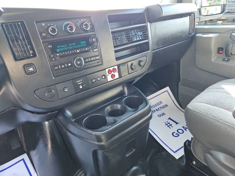 2016 Chevrolet Express 2500