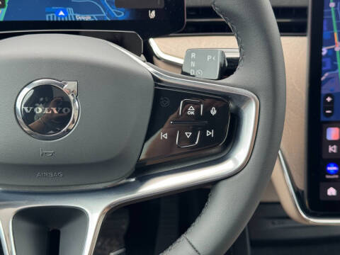 2025 Volvo EX90 Twin Performance Plus 7P