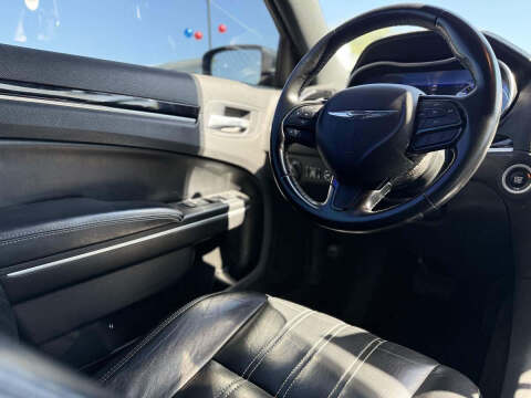 2021 Chrysler 300 S V6