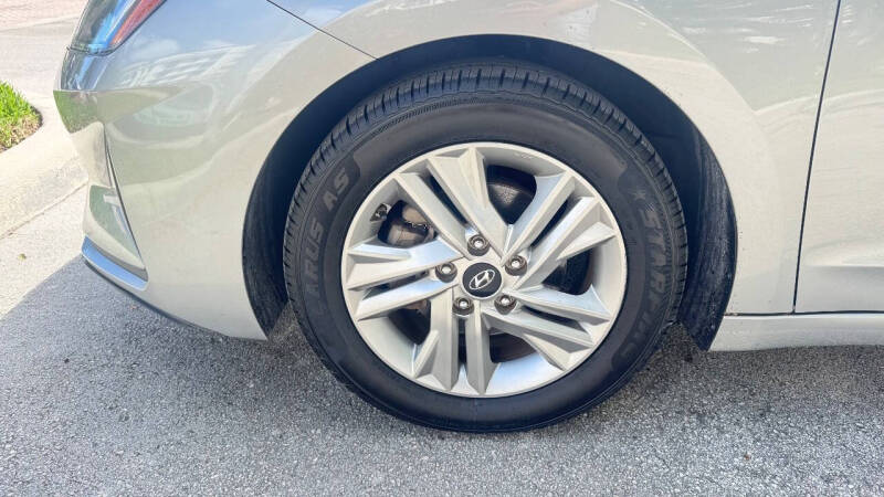 2020 Hyundai Elantra SEL