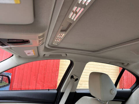 2016 BMW 3 Series 320i