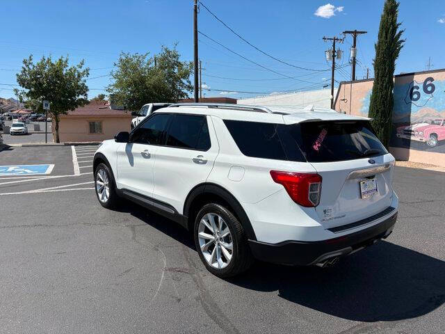 2022 Ford Explorer Platinum